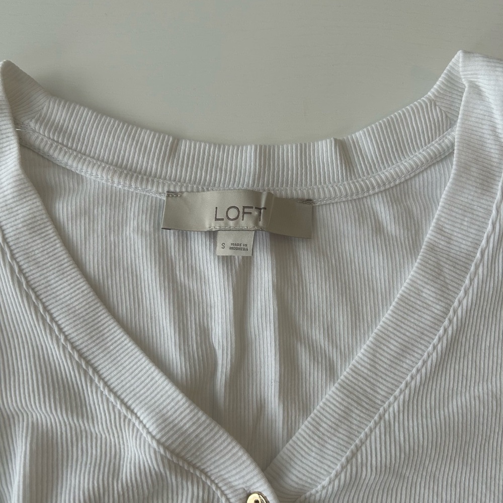 LOFT White Ribbed V-Neck Top - Picture 2 of 2